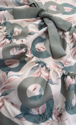 Детска рокля в екрю с флорален принт в маслинени нюанси