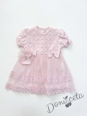 Бебешка рокля в бонбонено розово с нежна бродерия