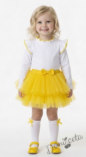 Комплект от 2 части-детска туту пола пачка в жълто и блузка с дълъг ръкав в бяло с къдрички на рамената и бието с жълт кант