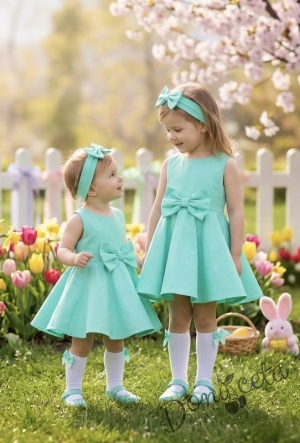  Детска или бебешка рокля в тюркоаз, мента Вилина клош