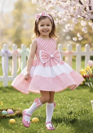 Детска официална  памучна рокля в прасковено на бели точки Далента