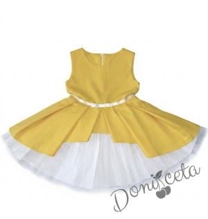Детска памучна рокля Надежда в жълто с тюл в бяло отпред