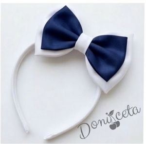 Комплект от детска рокля в тъмносиньо и бяло с 3D пеперуди Далента с диадема и чорапки