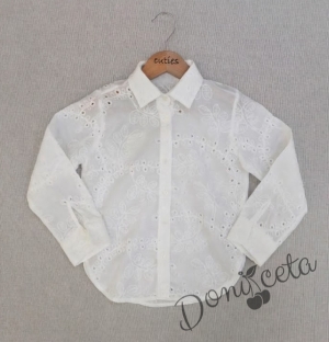 Детска бяла риза за момиче с дълъг ръкав и нежна бродерия