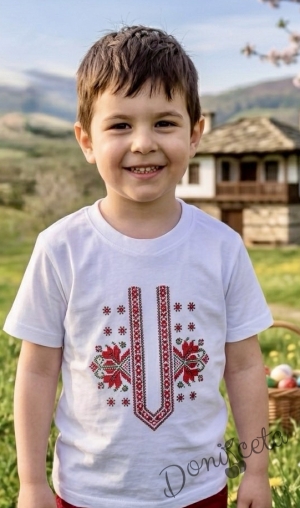 Детска тениска с къс ръкав с фолклорни/етно мотиви за момче