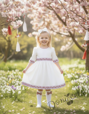 Комплект от детска рокля с дълъг ръкав в бяло с ширит с червени розички и фолклорни етно мотиви, диадема и чорапки