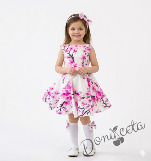 Детска памучна рокля в бяло с цикламени орхидеи тип клош  Вилина