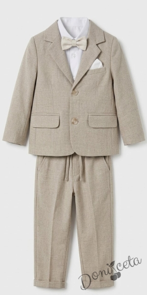 Спортно-елегантен комплект от за момче от 4 части в бежово - риза в бяло, сако с джобове, панталон с връзки и папийонка