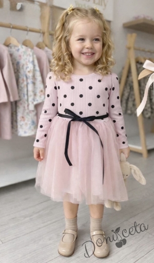 Детска рокля с дълъг ръкав в розово на черни точки и сатенено коланче в черно