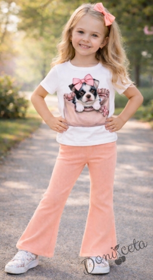 Комплект за момиче от  бяла тениска с куче и разкроен панталон в прасковен цвят
