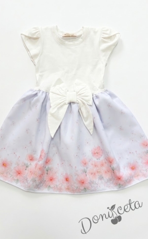 Детска ежедневна рокля в екрю и нежно лилав цвят с флорални мотиви