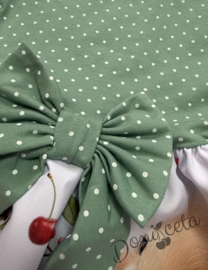 Детска ежедневна рокля с къс ръкав в зелено и бяло с зайчета