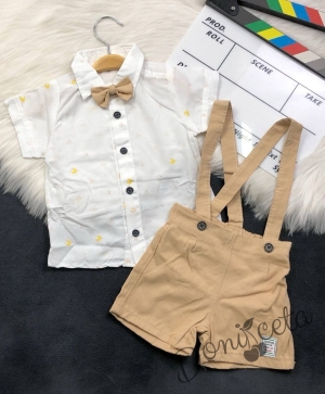 Комплект за момче от 3 части - риза в бяло с цветни орнаменти с къс ръкав, къси панталони тип гащеризон и папийонка в  бежово