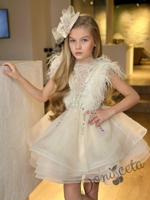 Официална детска рокля Валери в бяло и шлейф