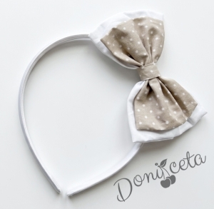 Ръчно изработена диадема в бежово тип панделка на бели точки