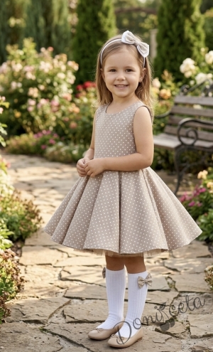 Официална или ежедневна детска рокля клош в бежово на бели точици Вилина