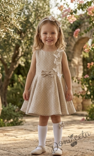 Комплект от 3 части-детска рокля клош в бежово на бели точки Вилина с бели 3D пеперудки, диадема и чорапки 