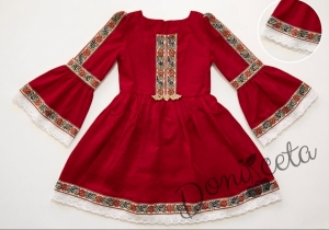 Комплект от детска етно рокля Ели в червено тип носия с ръкав до лакътя с фолклорни мотиви и престилка