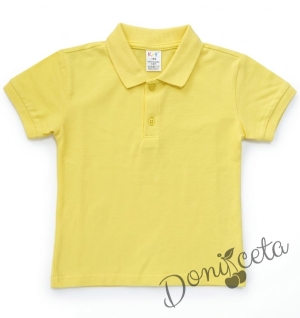 Детска тениска с яка в жълто, подходяща за момче или момиче и за ученическа униформа 