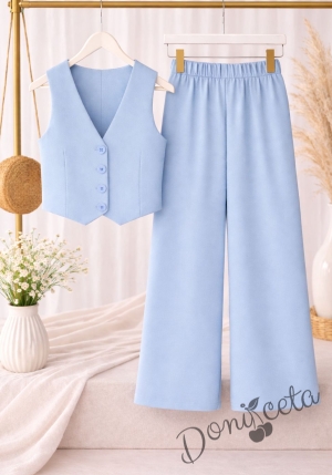 Комплект от 2 части - елек и разкроен панталон в светлосиньо, подходящ и за ученическа униформа