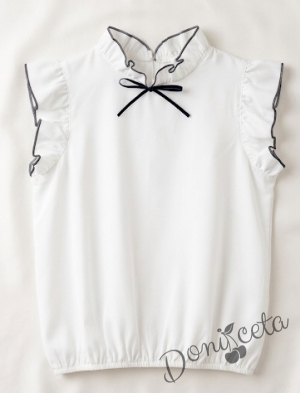 Комплект от 2 части- къси панталони в черно с ластик и колан и блузка в бяло с къс ръкав и къдрички Contrast