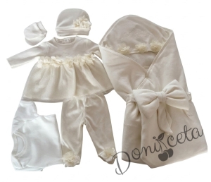 Комплект за изписване на момиче от 6 части в екрю с 3D цветя