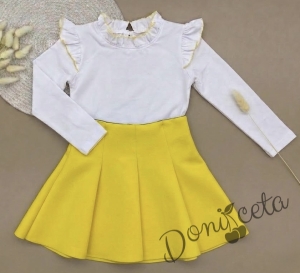 Комплект от пола в жълто и блузка в бяло с дълъг ръкав с къдрички в жълто
