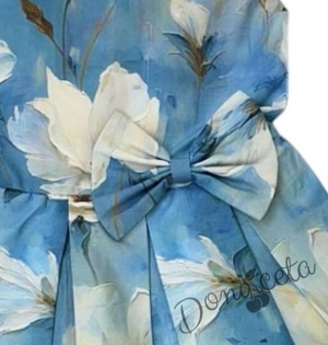 Официална детска рокля в синьо на цветя с 3D ефект и ефектна панделка 2