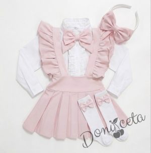 Комплект за момиче от 5 части- сукман Гери в розово с плисирана пола, риза в бяло с дълъг ръкав и къдрички с панделка в розово, чорапки и диадема