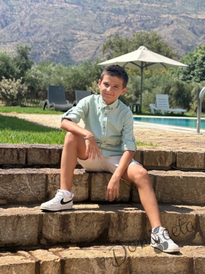 Детска риза с дълъг ръкав  за момче в тюркоаз с копчета в бежово