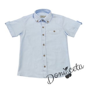 Летен комплект за момче от риза с къс ръкав в светлосиньо и дълъг панталон в бяло