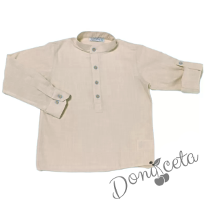 Детски комплект за момче от 2 части-риза с дълъг ръкав в бежово без яка и панталон в бяло