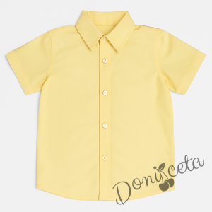 Летен комплект за момче от риза с къс ръкав в жълто и дълъг прав панталон в бяло