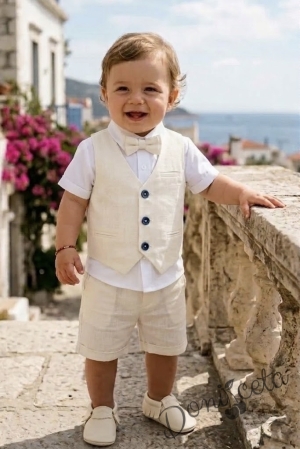 Летен официален комплект за момче от 4 части - риза в бяло с къс ръкав , къси панталони, елек и папийонка в екрю