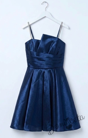 Елегантна къса официална детска рокля Лара с асиметрично деколте в тъмносиньо