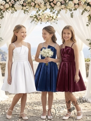 Елегантна къса официална детска рокля Лара с асиметрично деколте в тъмносиньо