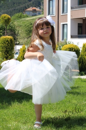 Детска официална рокля Крис от дантела и тюл в бяло от колекция Снежина