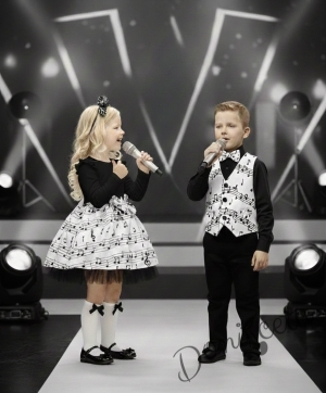 Комплект от 2 части детска рокля с дълъг ръкав в черно и бяло с ноти с тюл в черно в долната част и диадема