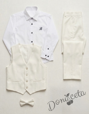 Официален костюм за момче с елек в екрю с едноредово закопчаване, риза в бяло, панталон в цвят екрю и папийонка