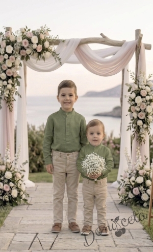 Детски комплект за момче от 2 части-риза с дълъг ръкав в зелено без яка и панталон в бежово