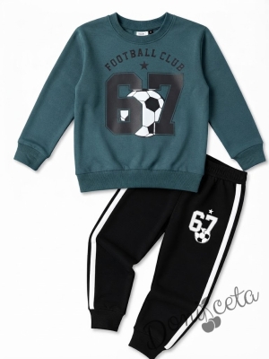 Детски комплект за момче от две части - блуза с дълъг ръкав в тъмнозелено и долнище в черно с надпис 67