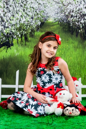Официална детска рокля на цветя и калинки Калинка