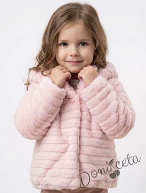 Детско пухкаво релефно палто за момиче с качулка в нежно розово