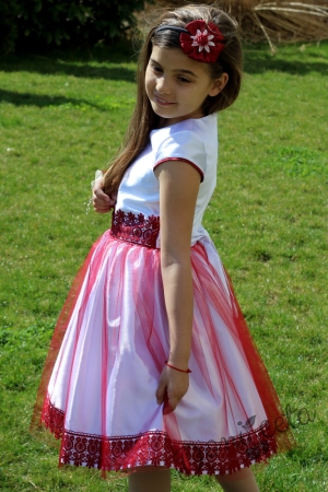 Официална детска рокля  с дантела във винено червено