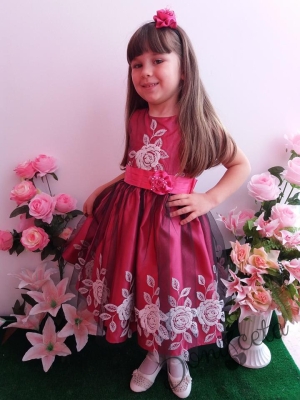 Официална детска рокля в циклама с дантела Варина