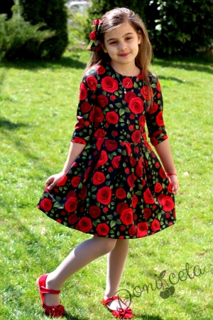 Официална детска рокля в черно с дълъг ръкав с червени рози