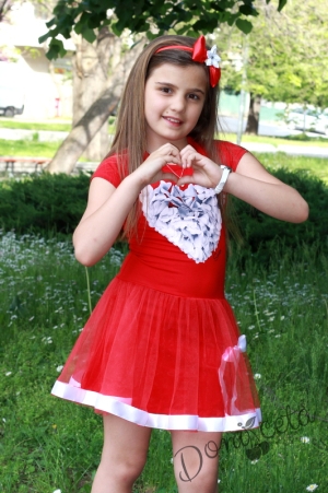 Лятна детска рокля в червено със сърце и тюл с бяла лента