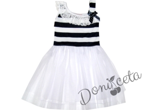 Summer dress in white and dark blue