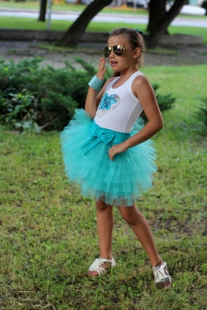 Girl's skirt in turquoise