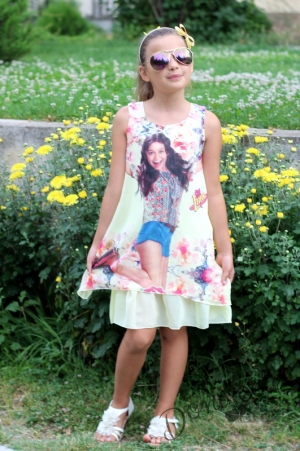  Summer dress in yellow with Soy Luna